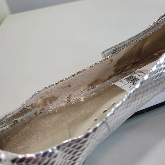 BCBG Silver Pauline Ankle Strap Wedge Shoes Size Women's 9.5 NEW with Defects - Picture 11 of 12